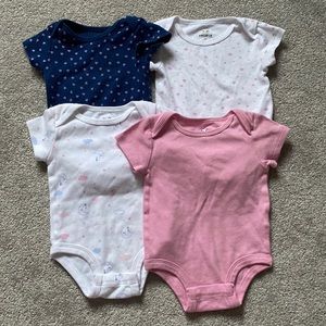 **HOST PICK** 🥰 Rocco Brand Size 6M Baby Short Sleeve Onesies.